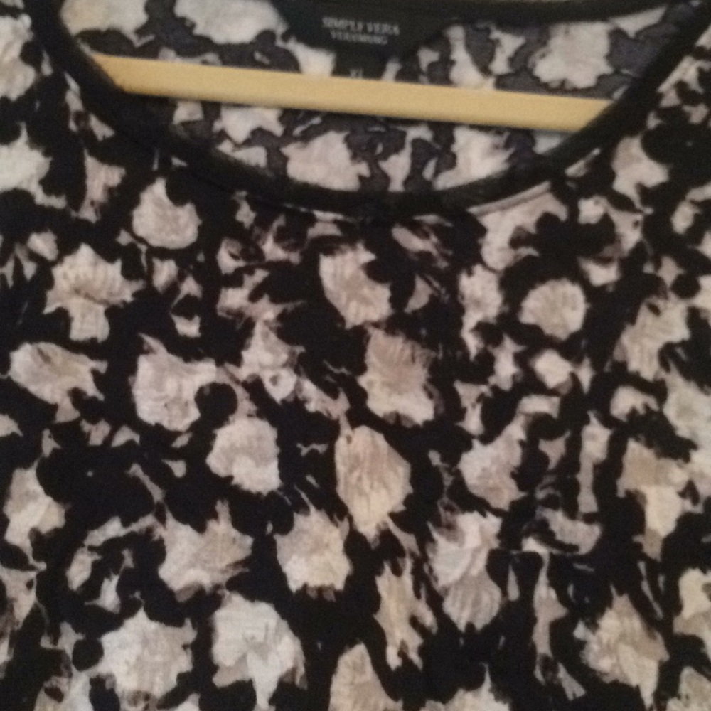 Blouse - Picture 2 of 3